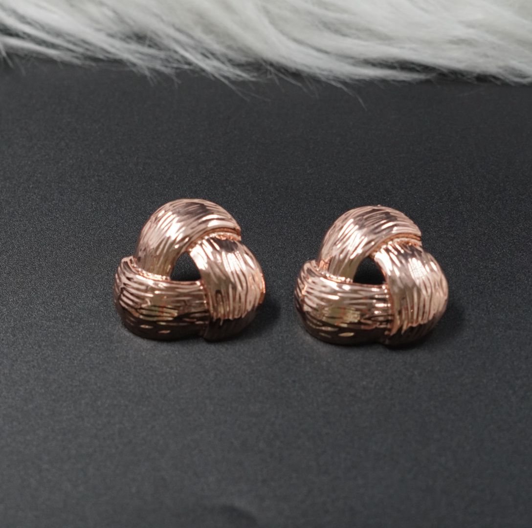 Arete Rodio Triángulo Raya Rosado
