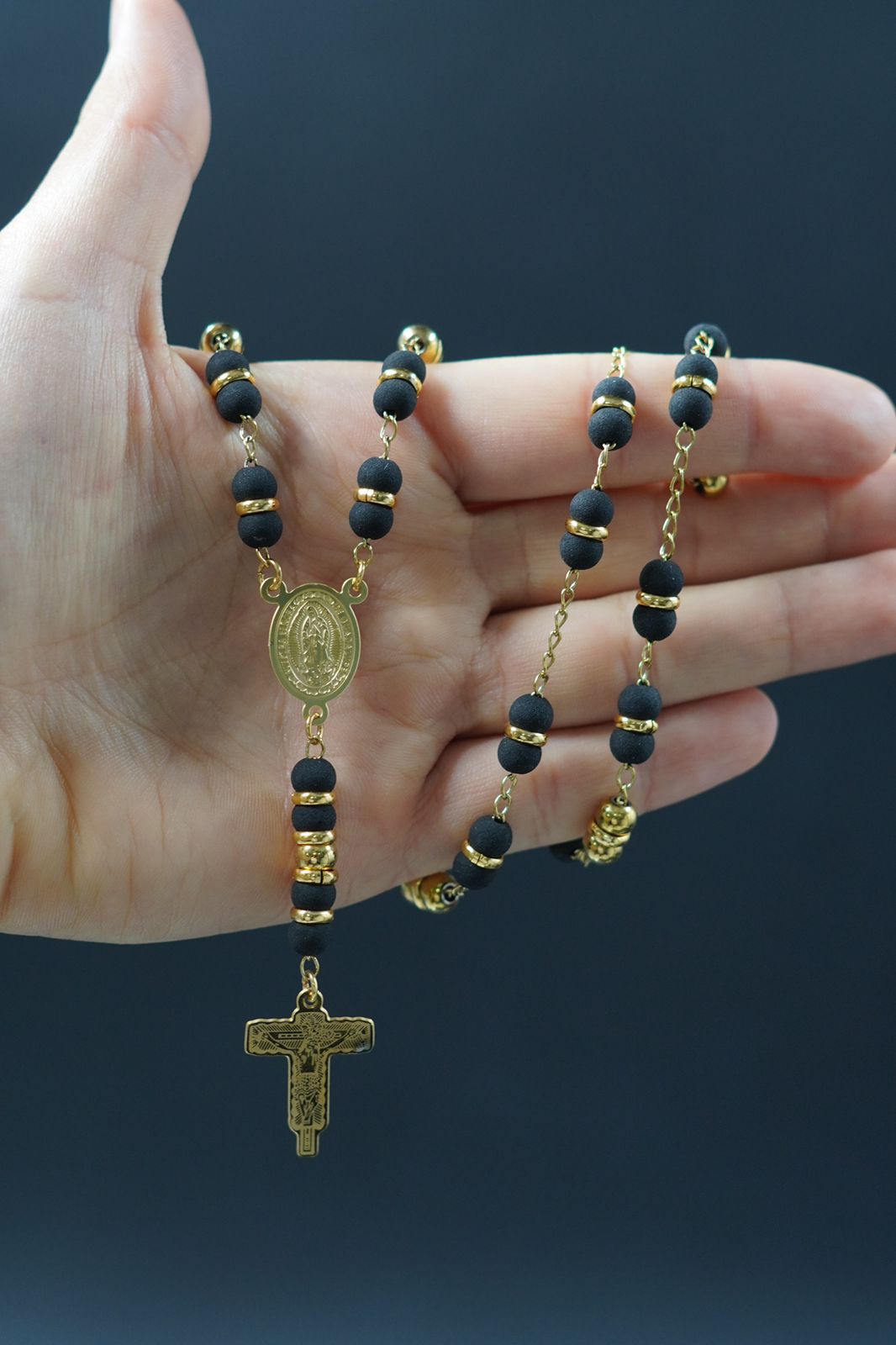 Camándula Cristo Sagrado - Oro/Plata