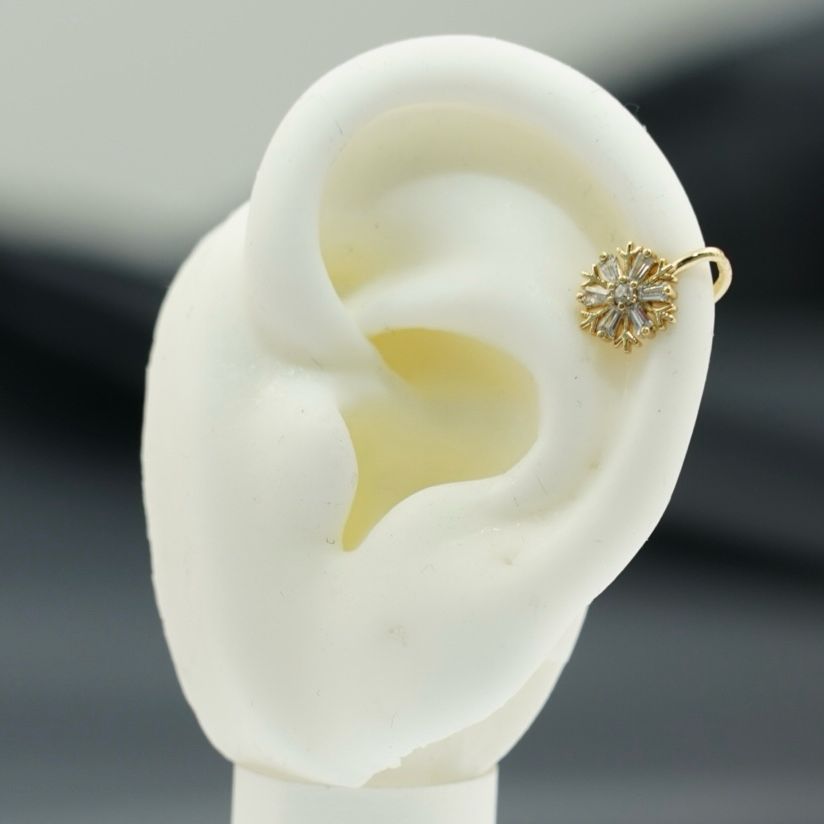 Earcuff Flor Piedras - Oro/Plata