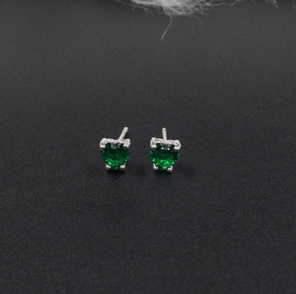 Arete Topo Corazón Verde Esmeralda Plata