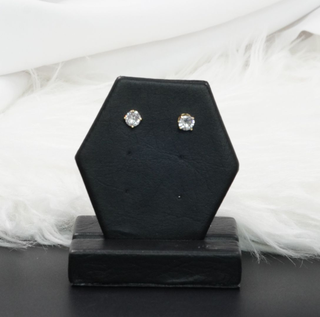 Arete Topo Circular Blanco Diamante