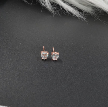 Arete Topo Corazón Blanco Diamante Rosa