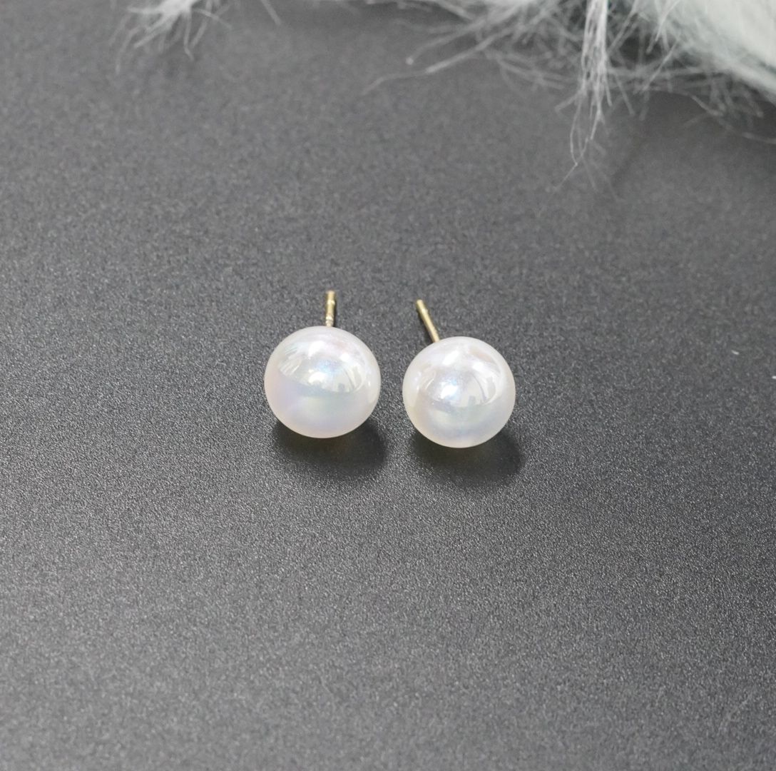 Arete Topo Perla Tornasol Blanca