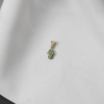 DIJE MANO PEQUE DORADO PIEDRA VERDE - Oro