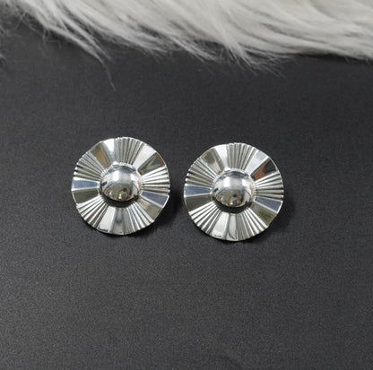 Arete Rodio Circular Flor Plateado
