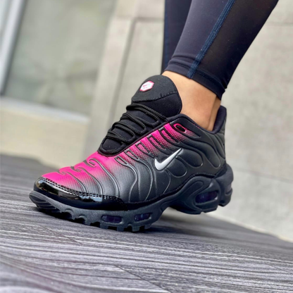 Tenis NK Tn Mt Negro Fucsia | Dama