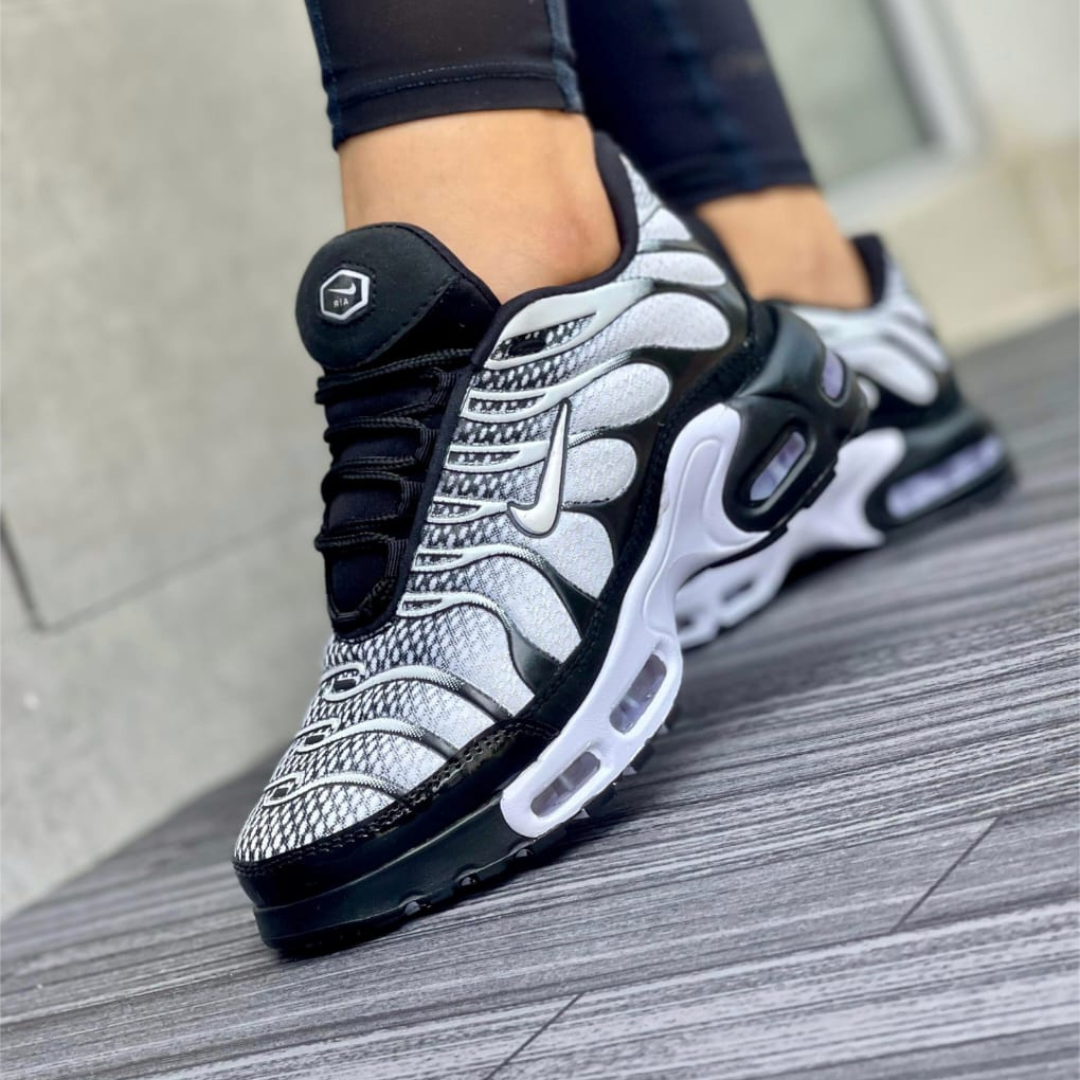 Tenis NK Tn Mt Negro Blanco | Dama