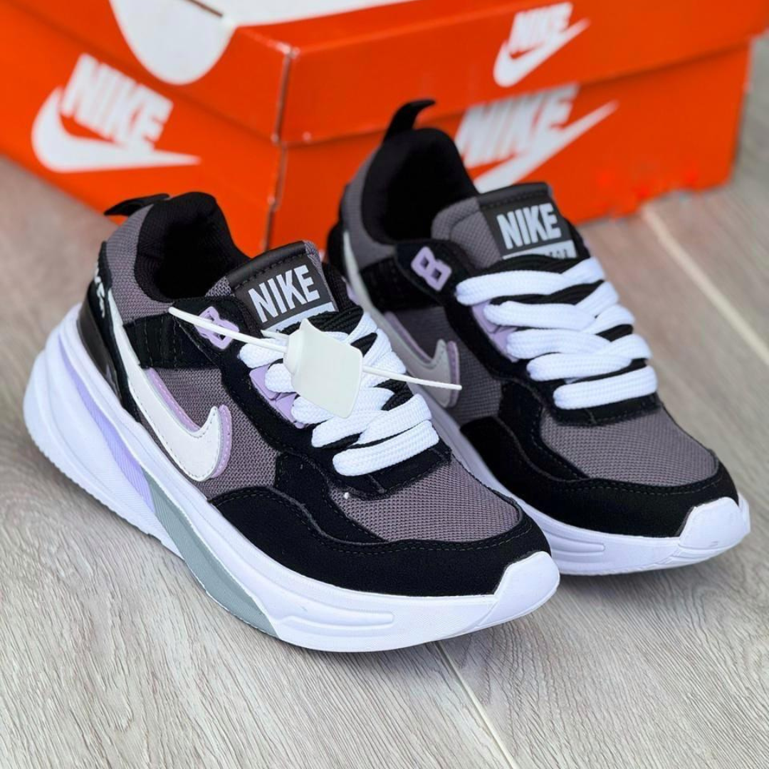 Tenis NK Doble Amc Negro Gris | Dama
