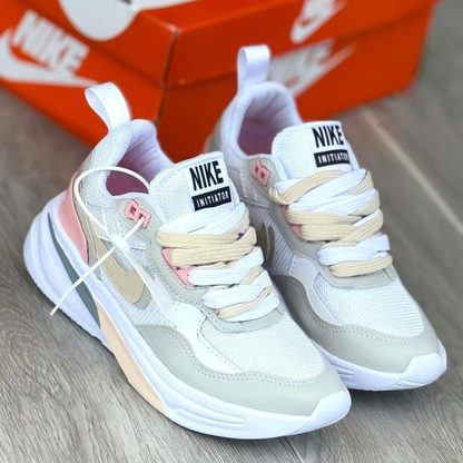 Tenis NK Doble Amc Beige Gris | Dama