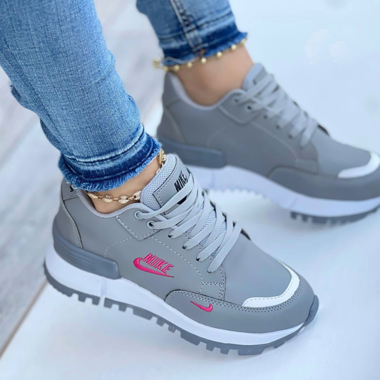 Tenis NK Trebol Gris | Dama