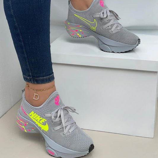 Tenis NK Estilo Media Gris | Dama
