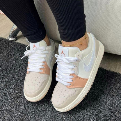 Tenis NK Air Jordan Low 1 Beige | Dama