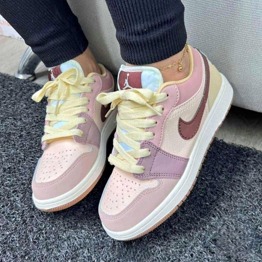 Tenis NK Air Jordan Low 1 Rosa | Dama