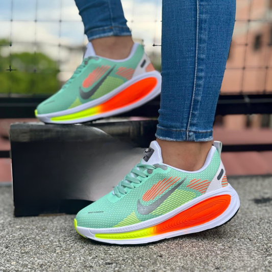 Tenis NK Zoom Vomero Plus Verde Naranja | Dama