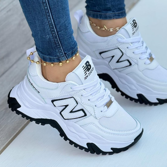 Tenis NB Suela Alta Blanco Negro | Dama