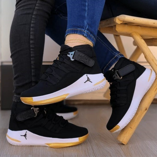 Tenis NK Botin Jordan Negro Dorado | Unisex